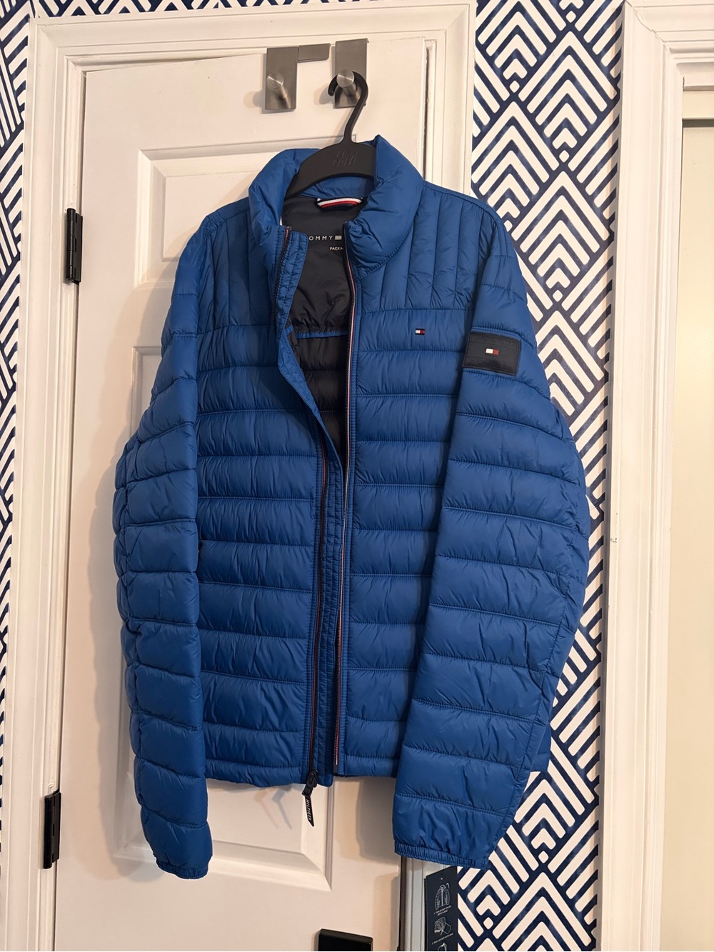 Tommy Hilfiger Men’s Royal Blue Quilted Puffer Jacket